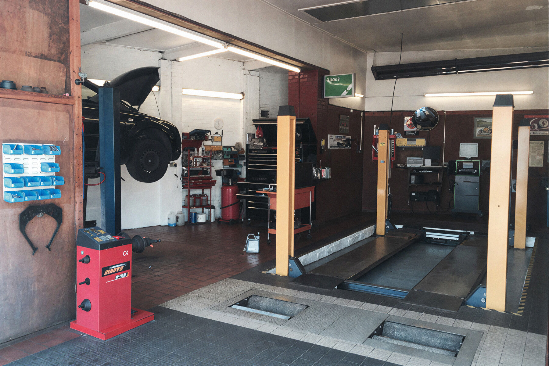 Inside the workshop: lifts, tools and wheel balancer